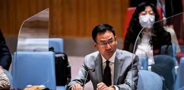 中东要变天了，东大的布局开始看到效果了。80届联大，美国拒签巴勒斯坦总统阿巴斯，