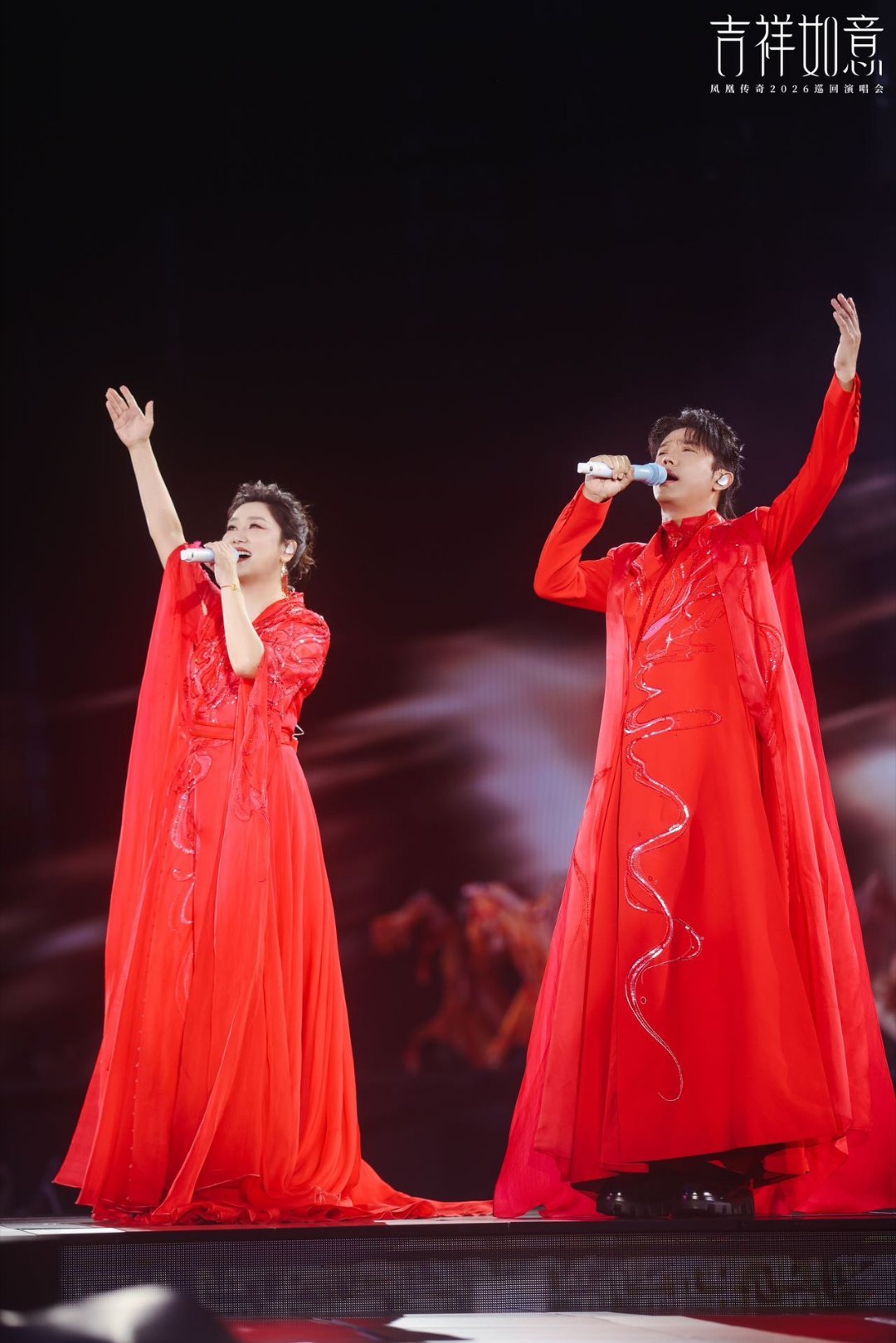 凤凰传奇官宣鸟巢演唱会六场！鸟巢！凤凰传奇再次回归鸟巢开唱，上一次的热闹还在脑海