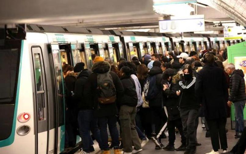 邪乎！“法式囚犯游”让法国沦为国际笑柄！近日，外网报道了