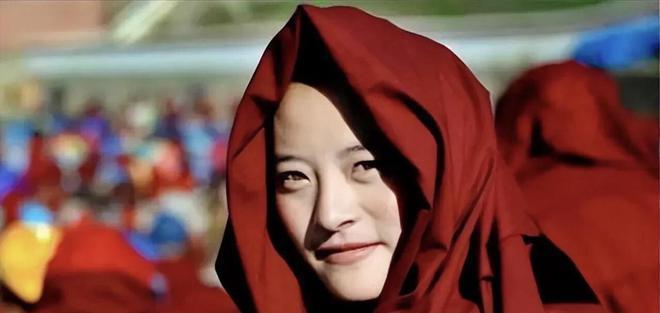 中国最大的尼姑庵——亚青寺，有2万多名女性在此苦修，这里有一个死规定：天黑之后，