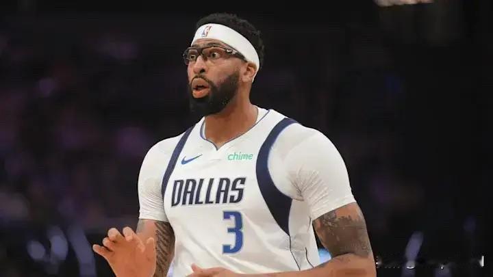 知名美记Marc发文反驳了先前报道的关于里奇保罗向独行侠提出下周前交易安东尼-