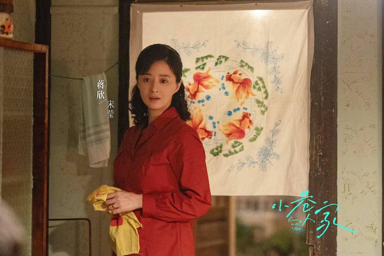 收到一条让人看完想鼓掌的留言，来自一位离婚十年的姐姐： “不好的男人扔了就是