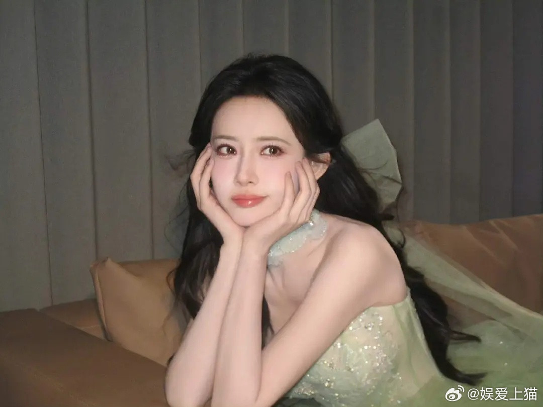 孟子义这组妆造好好看啊