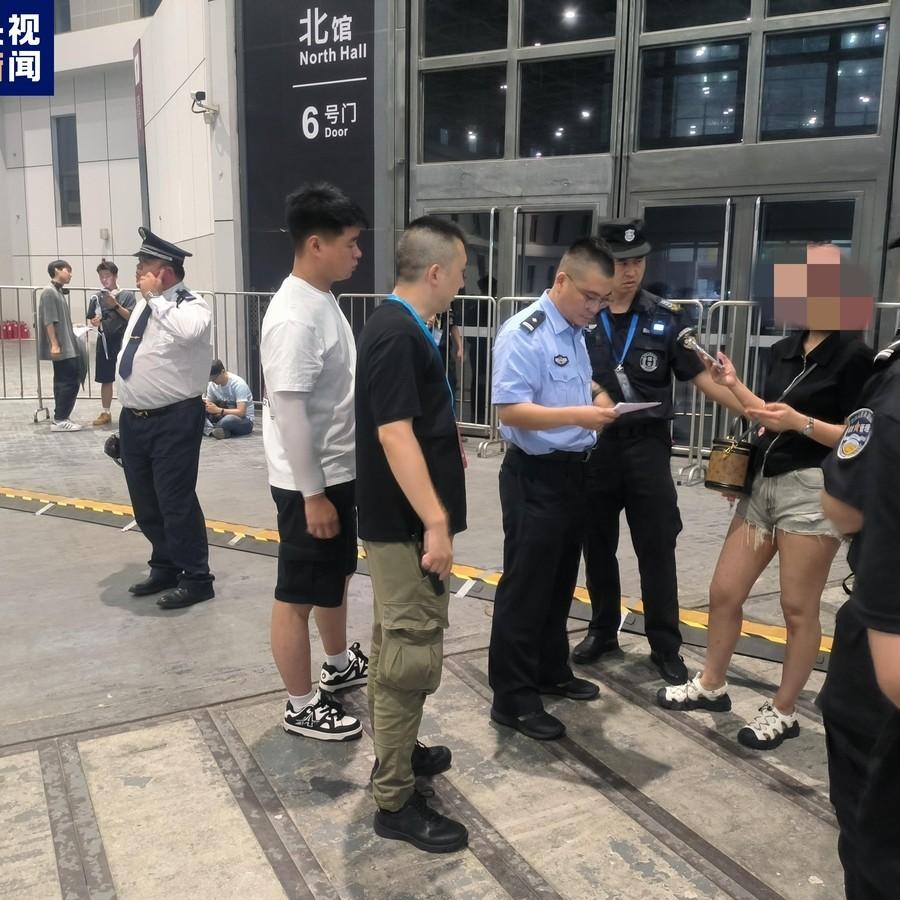 为何电诈都喜欢骗中国人？日本人比我们还有钱，怎么不找他们。答案很简单，诈骗靠的不
