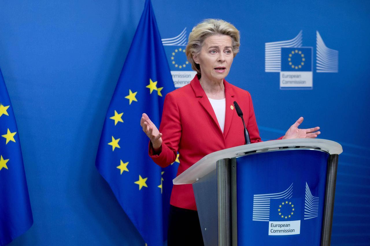 就在海牙上周的记者会上，荷兰公开放话，语气里带着十七世纪那种“海上强盗”的自信。