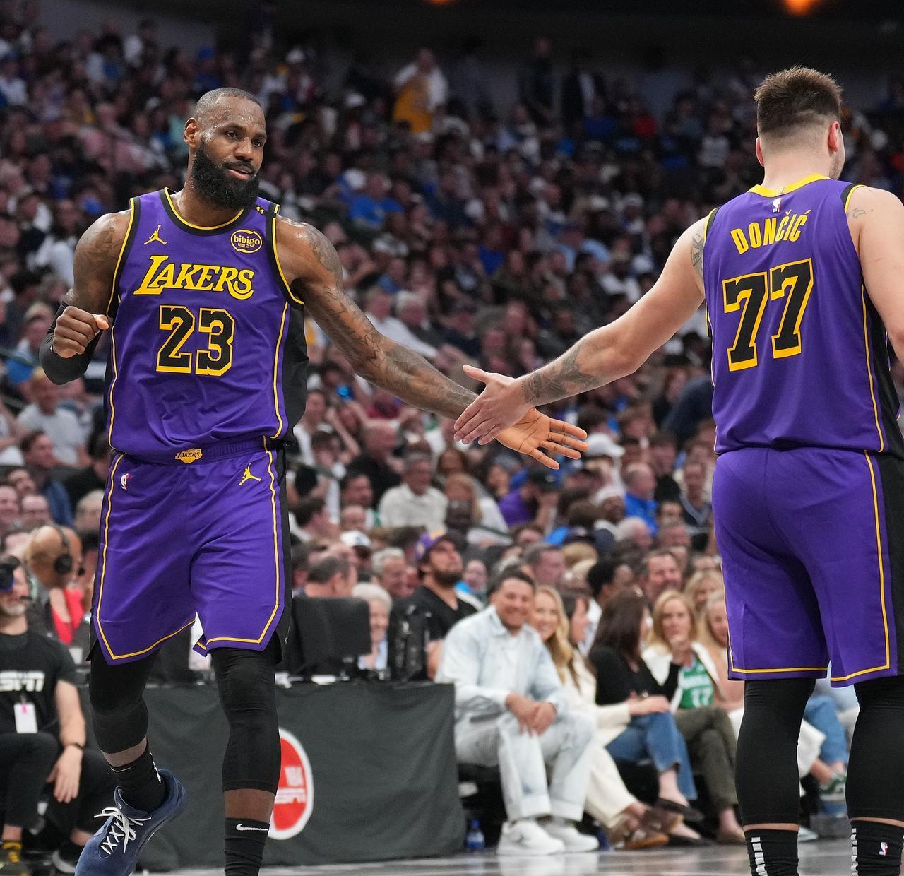 别信那些说湖人31年首轮是垃圾签的人。真正的游戏，现在才开始。湖人管理层正在