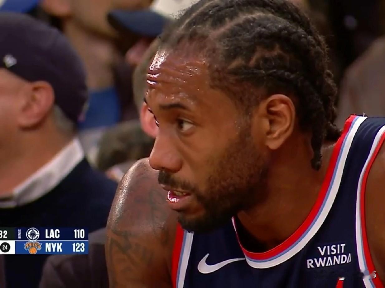 唐斯谈伦纳德：“我们下半场对于伦纳德的防守很成功。”“他上半场得到21分