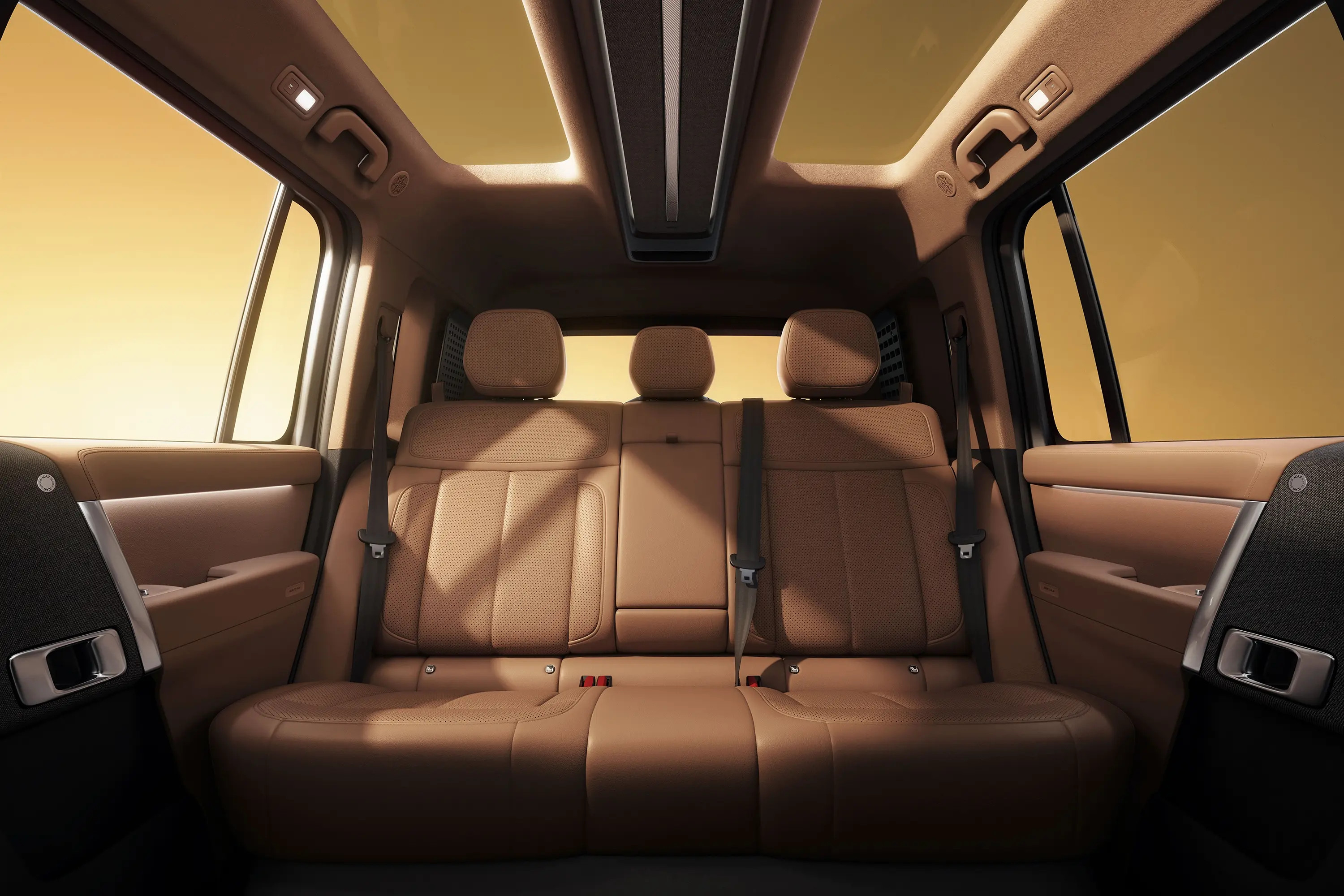 iCARV27是真的把家庭硬派SUV的定位摸透了😮💨最亮眼的就是这套全场景