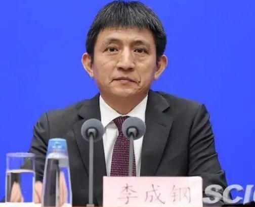 中国的“对美贸易战”阵容,10月20日完成“王炸”级重组!李成钢被免去WTO职务