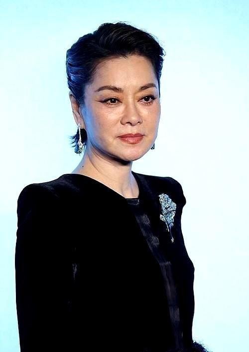 谁是毛阿敏歌唱生涯中的贵人？毛阿敏当年能从地方文工团的普通歌手，一步步走到全国观