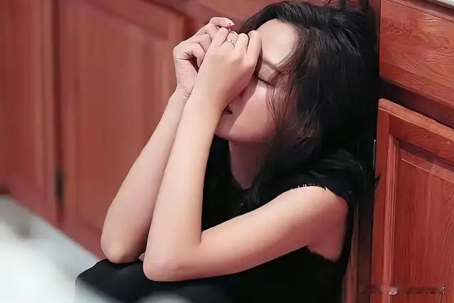 震惊！男子在征婚网站上虚假身份，强行与女子发生关系，法院判决震撼人心！（素材