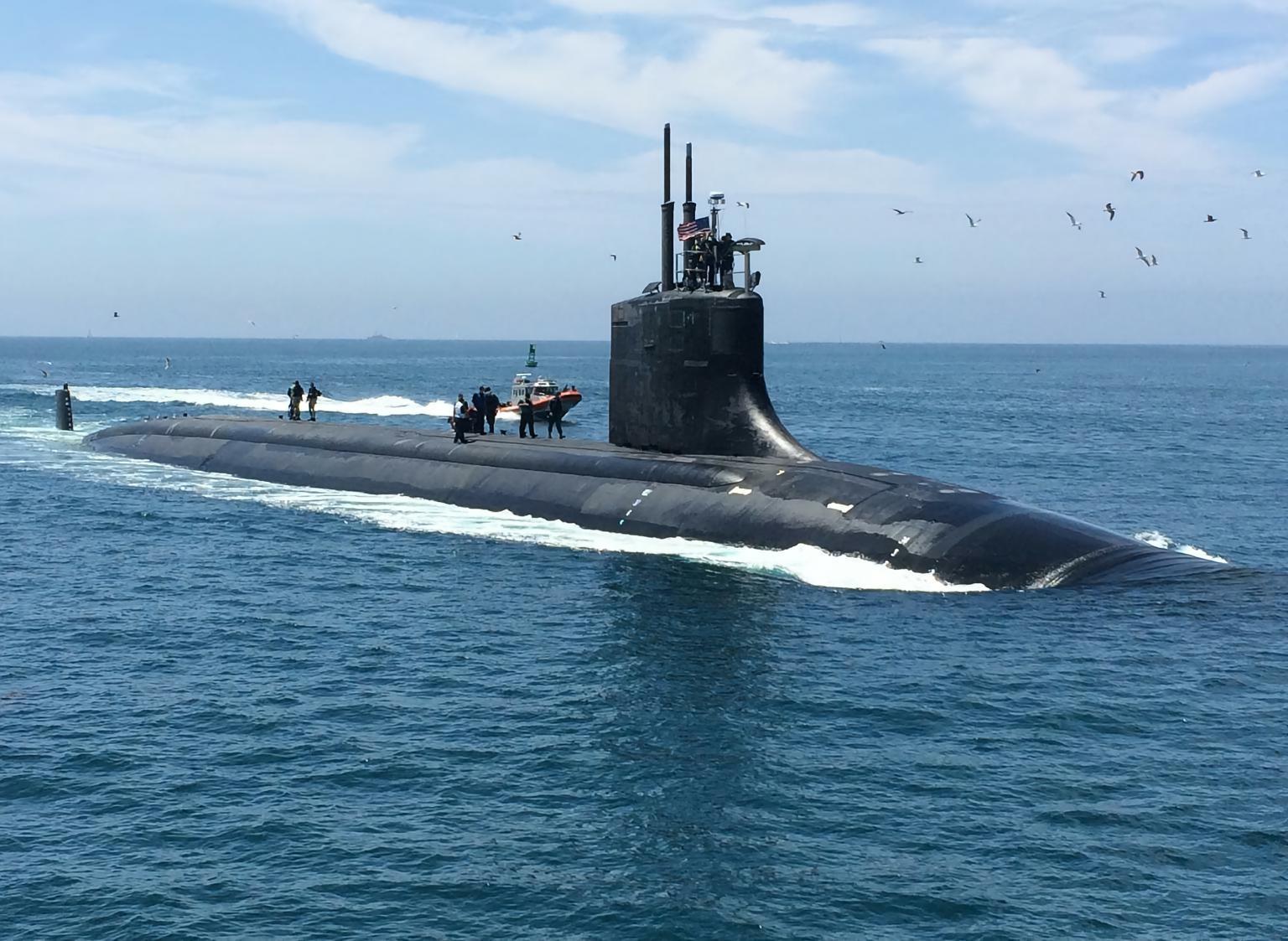 每天认识一件兵器美国“海狼”级潜艇“海狼”级潜艇是美国于20世纪80年代研制的