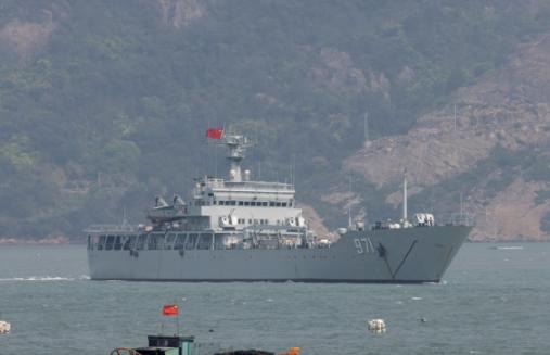 中方态度已经挑明了：黄岩岛这事儿没商量！南部战区撂下硬话——菲方舰机要是敢擅闯中