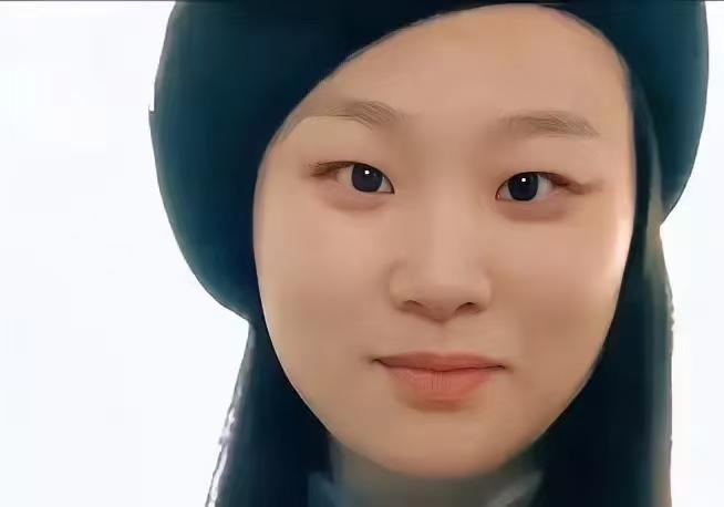 汤护士这次是伤敌一千，自损八百了。这个汤护士太恶毒了，太坏了，这样的人品天底下是