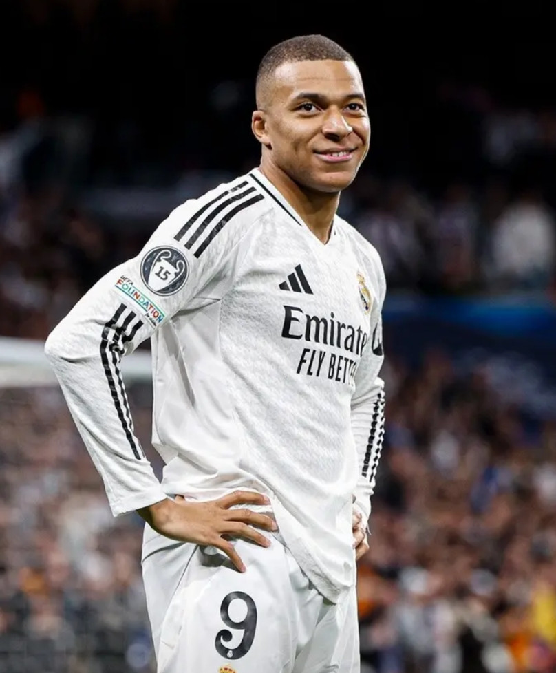 今天世界杯十大前锋排名！大家认同吗？1.姆巴佩（法国）26岁，两届世