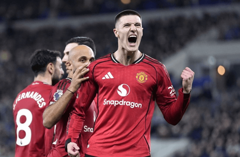 卡拉格: 曼联赛程相对轻松, 红魔拿到欧冠资格几乎板上钉钉