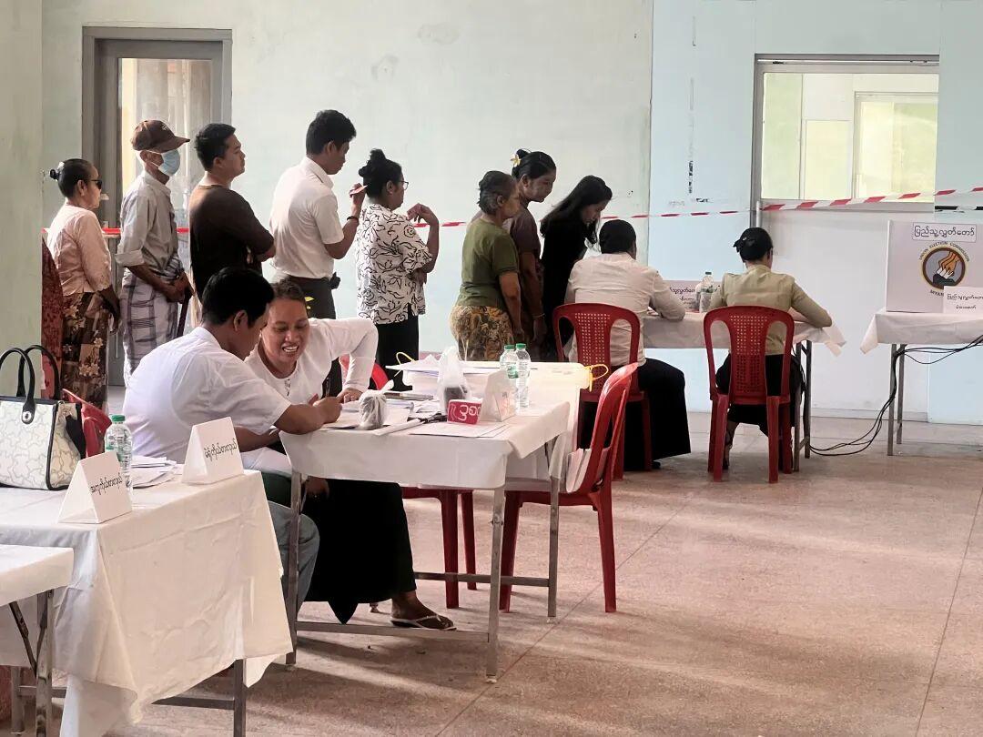 缅甸大选爆重磅结果！巩发党横扫多数议席，三阶段投票后将迎新政府当地时间20