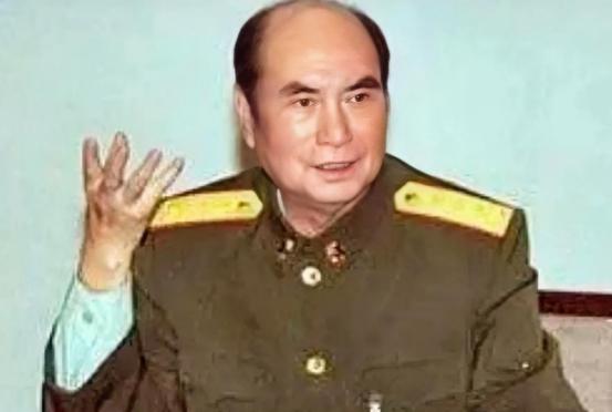 1987年，广州军区司令员职位空缺，邓公忽然问道：