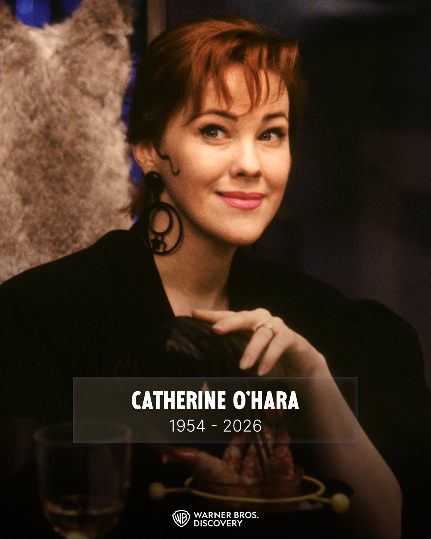 凯瑟琳·奥哈拉去世后，在《小鬼当家》中饰演她儿子的麦考利·卡尔金，写下了一段让人