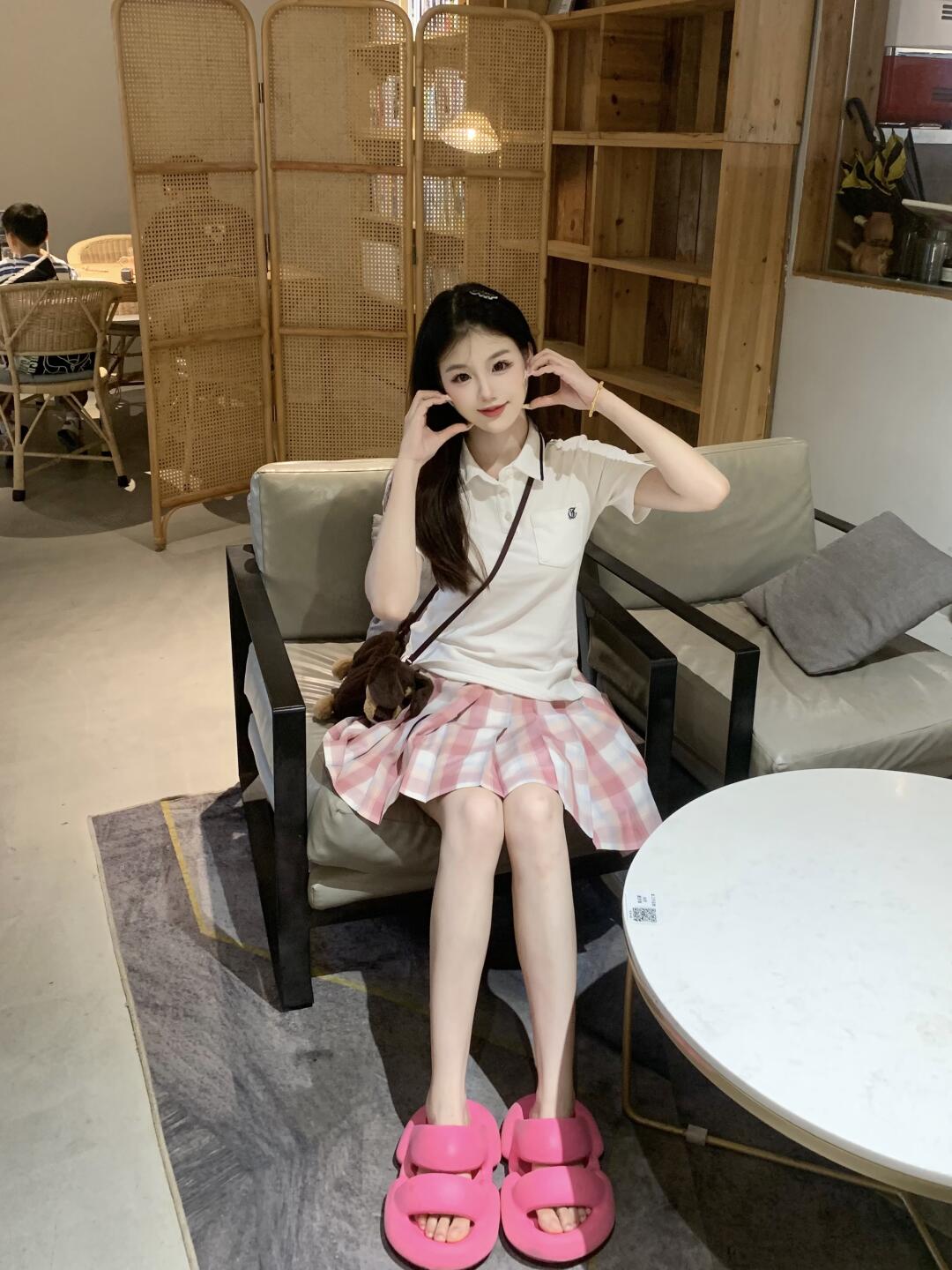 小美 在干嘛