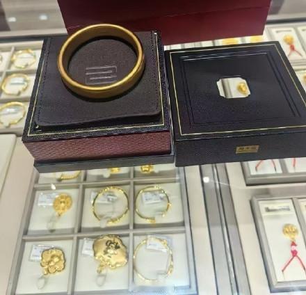 弟媳上门带娃竟调包金镯！38克正品变赝品，2.5万赃款全花光合肥巢湖的王女
