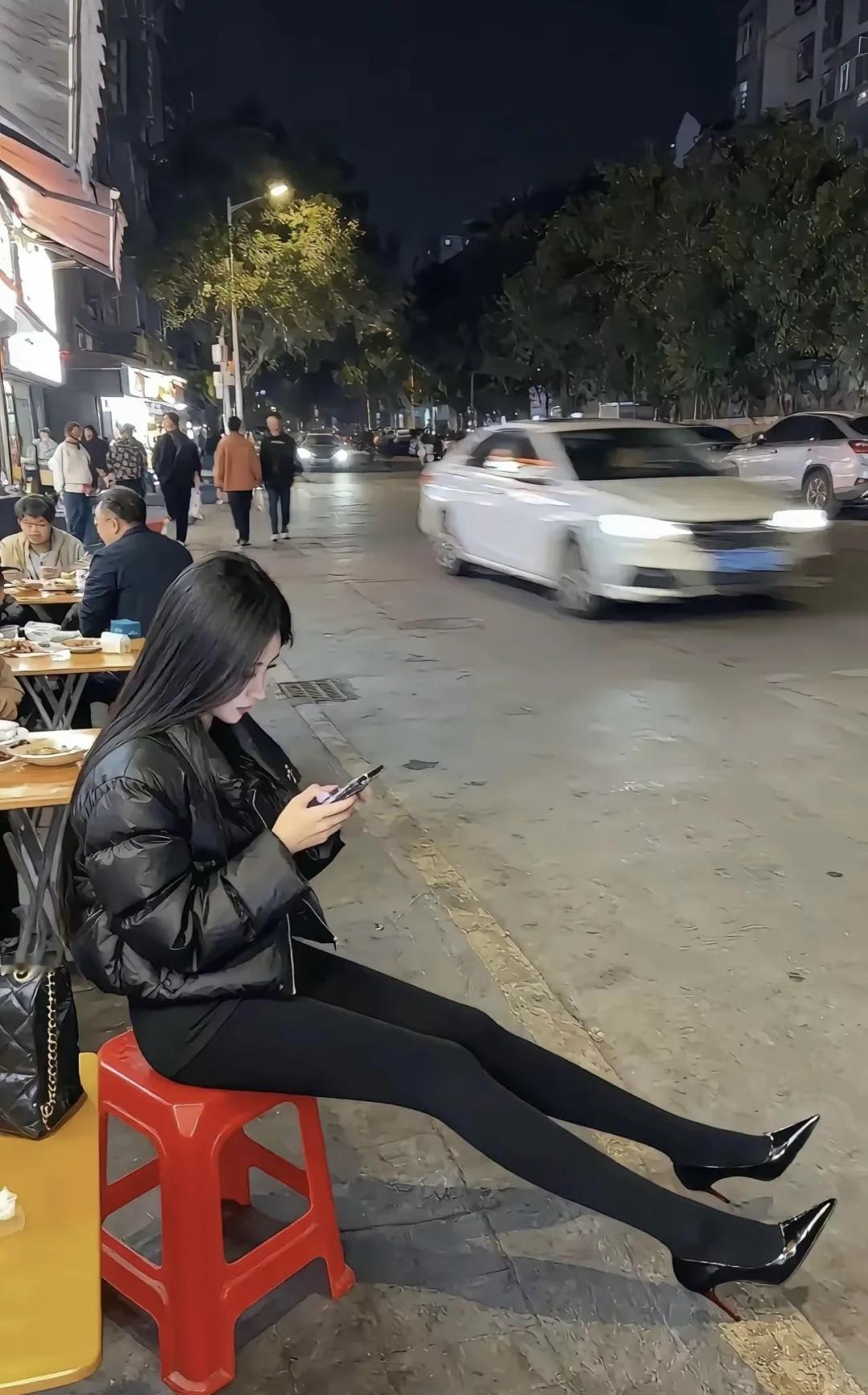 女人如何穿出含蓄的性感?