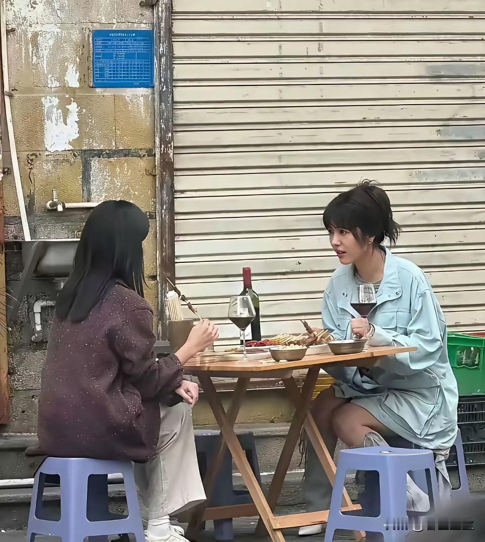 我怀疑男人都是喜欢这一款！[呲牙笑][呲牙笑][呲牙笑]