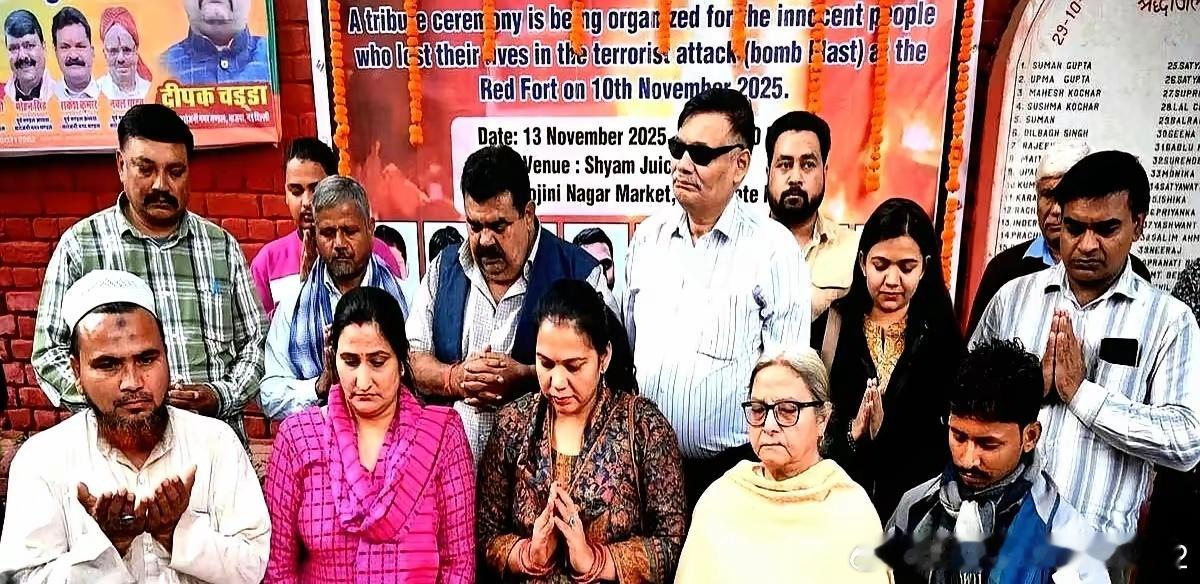 我刷到的这条短视频拍在杭州，据博主，一位东北姑娘和她的印度丈夫在城西开了两家咖喱