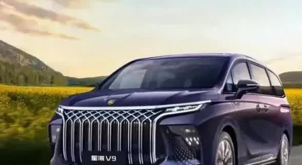这就是赤裸裸的现实！电车30万：使用10年，电费1万，卖1.5万;油车3