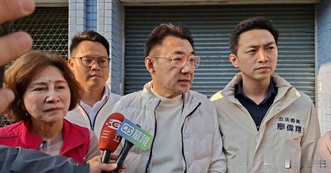 何时辞立院副院长选台中？江启臣回应了台北市副市长李四川11日宣布2月底请辞，