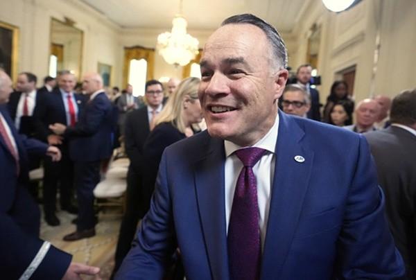 特朗普或派特种部队“斩首”哈梅内伊，美油企已迫不及待：做好进驻伊朗准备据央视