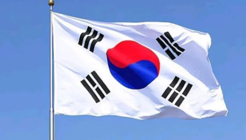 对中国降格了！基本可以确定特朗普和李在明都不会出席9.3阅兵！7月18日，根据法