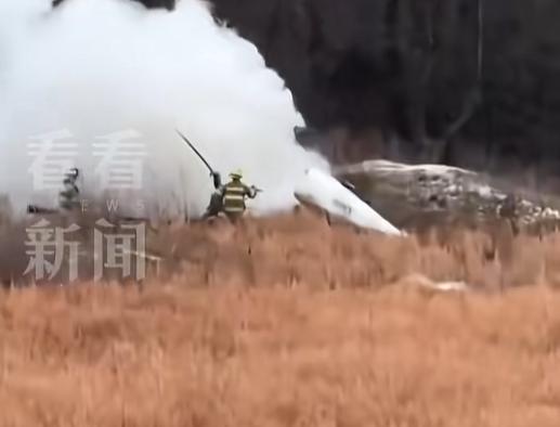 刚刷到这现场视频让人后颈的鸡皮疙瘩瞬间就起来了，就在昨天上午美国新泽西州哈蒙顿市