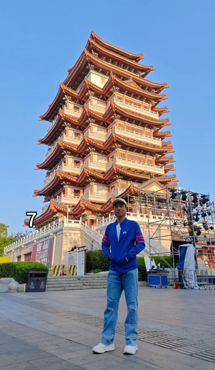 别只盯着AQI45了。惠州马拉松真正的“坑”，藏在温差里。起跑枪响时，气温