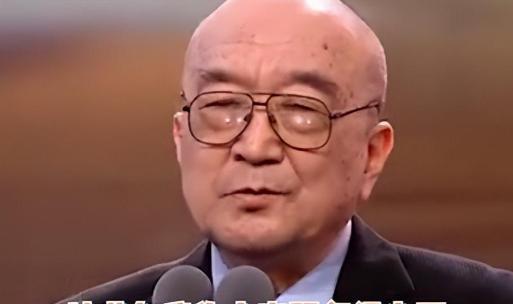 还记得1996年，张国立拉着王刚去找李保田说，咱们三个组团拍戏，肯定火。没成想李