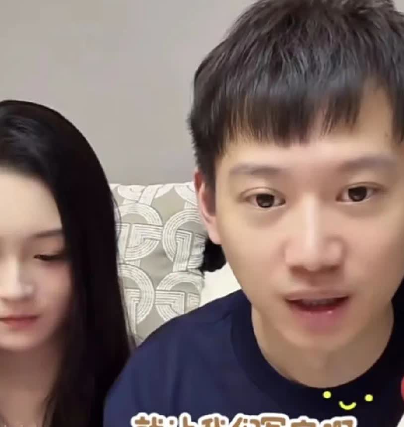 周雨这个爆料也太搞笑了吧！他说以前，在国家队二队，黄海诚指导惩罚周雨、林高远