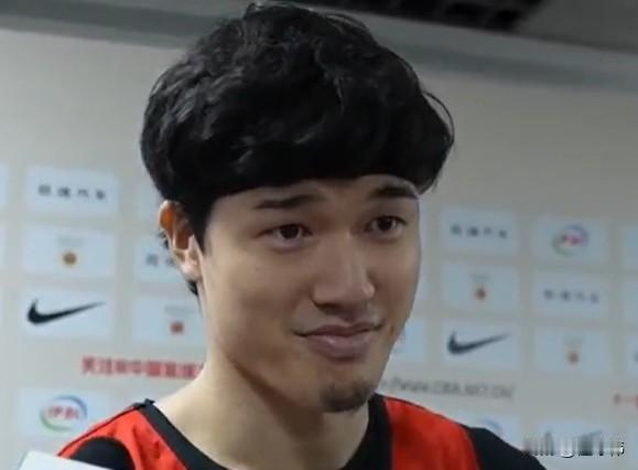 渡边雄太谈杨瀚森：“他是一个出色的球员，有非常棒的身高，技术也非常扎实。我觉