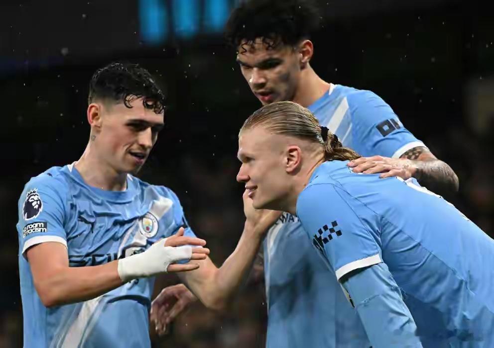 3-0！英超争冠一夜生变：曼城大胜+差榜首3分，阿森纳头大了北京时间2月12日，