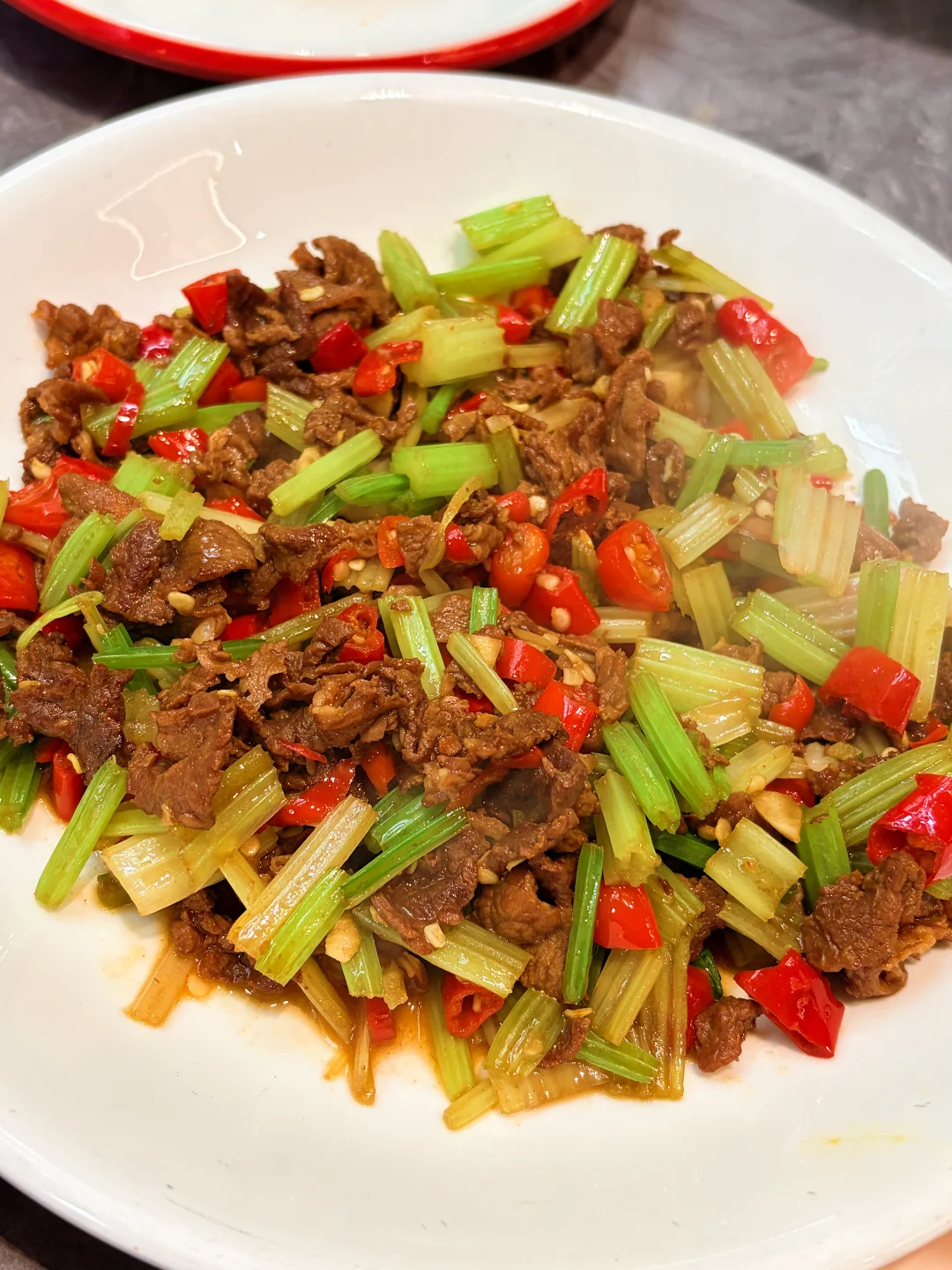 🇭🇰打工人狂喜！湾仔湘菜馆午市套餐太顶了！