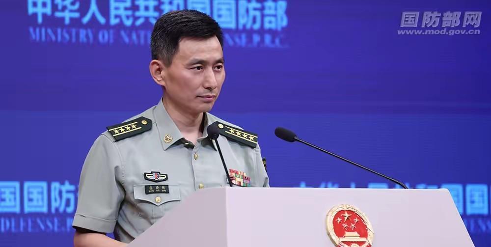 台军前陆军副总司令、中将刘湘滨在媒体上表示：台军战机只要起飞30米就会被击落！听