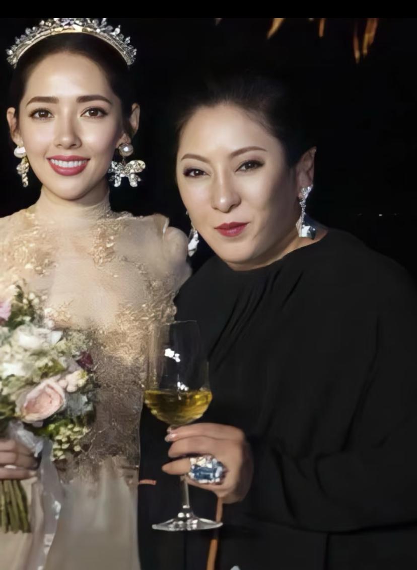 向太不是“豪门”吗，为什么还要斤斤计较郭碧婷给娘家的那点钱呢？看郭爸爸这个回应