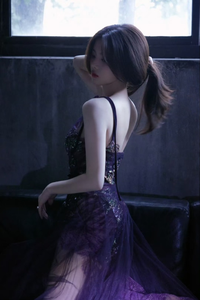 【杨超越】不知道，我的身材很曼妙微博之夜