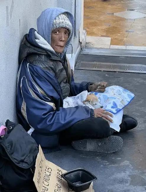 终于明白我国GDP是美国70%，人口是他的四倍，为什么我们的内需没有美国那