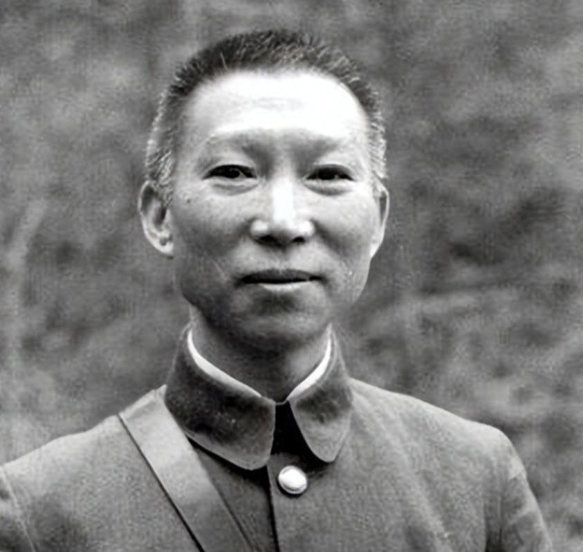 “我杀了十万日本人”，1993年，97岁的薛岳被告上法庭，面对法官的询问他沉默了