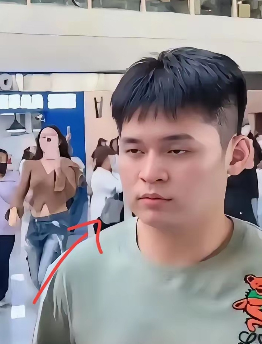 看到林诗栋和蒯曼这对00后组合在混双赛场上的表现，真的让人忍不住想给他们疯狂打c