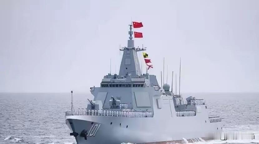 2. 004航母动工信号藏不住了？中国航母下一步剑指何方：军迷关注004航母，前