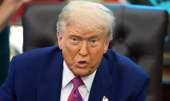 为什么中国也买俄石油，美国只针对印度？因为中国和印度购买俄罗斯石油性质不同，中国