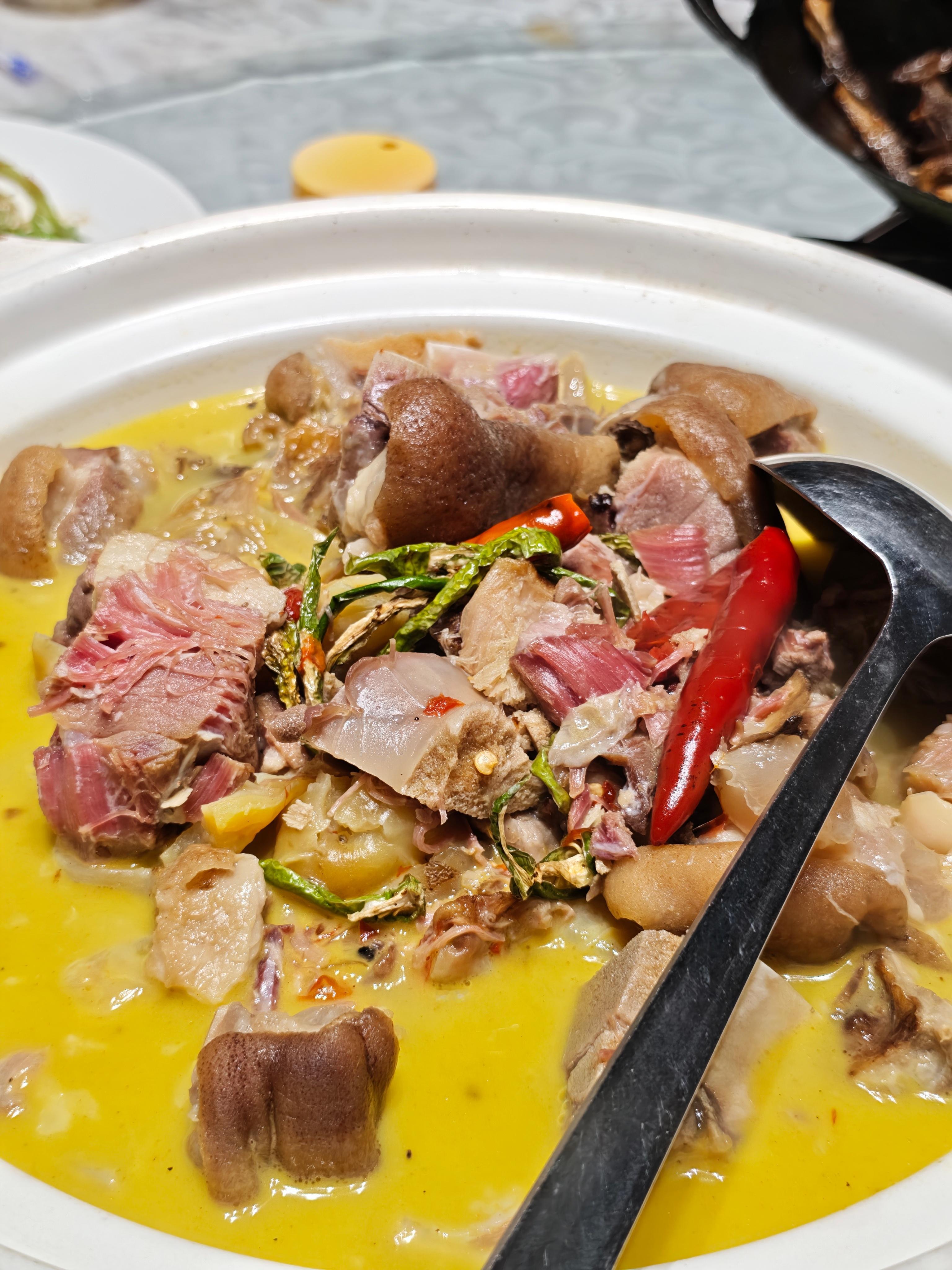 吃饭还是要吃湘菜啊，感觉湖北菜一般般。。。​​​
