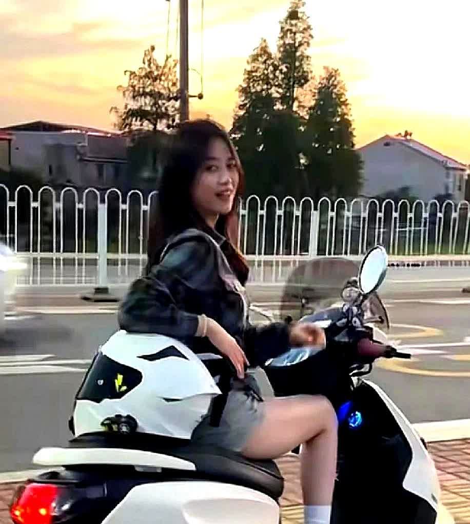 为什么踏板车这么受欢迎？因为巧格踏板每公里油耗才0.14元，可以骑开100万