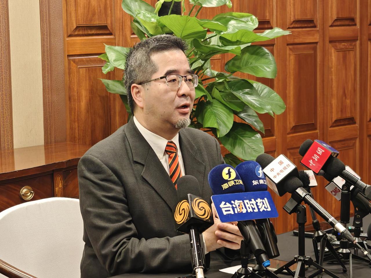 萧旭岑一语惊人！国民党副主席萧旭岑表示，台湾根本没有资格讲以实力求和平，全